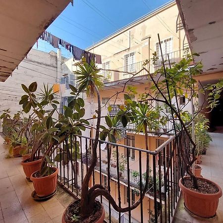 Domus Lou Elegante Appartamento In Trastevere Roma Eksteriør bilde